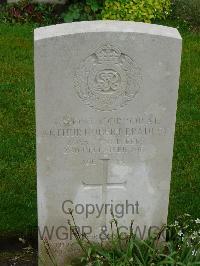 Etaples Military Cemetery - Bradley, Arthur Hubert