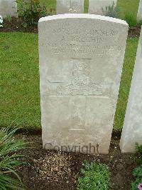 Etaples Military Cemetery - Brechin, A