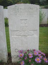 Etaples Military Cemetery - Bridger, A E