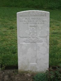 Etaples Military Cemetery - Bridle, H G