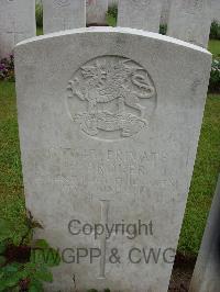 Etaples Military Cemetery - Broker, Frederick