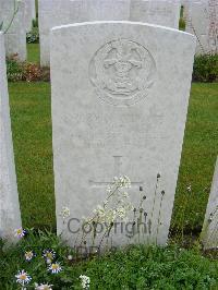 Etaples Military Cemetery - Brooks, W