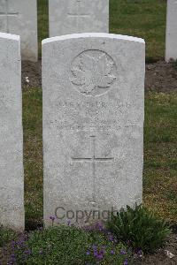 Etaples Military Cemetery - Brown, A M P