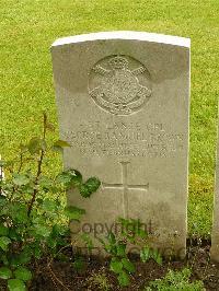 Etaples Military Cemetery - Brown, George Samuel