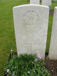 Etaples Military Cemetery - Brownlee, Albert