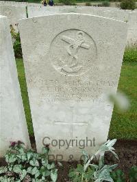 Etaples Military Cemetery - Bryan, George Ernest