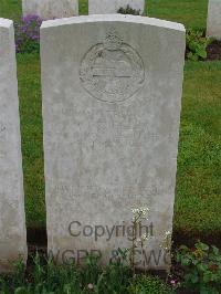 Etaples Military Cemetery - Buckley, S T