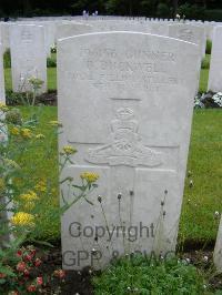 Etaples Military Cemetery - Buckwell, B