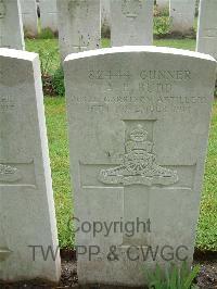 Etaples Military Cemetery - Budd, Albert Edward