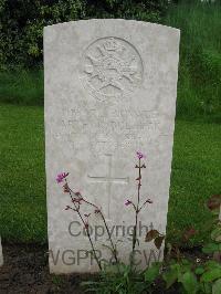 Etaples Military Cemetery - Bullock, Arthur