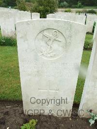 Etaples Military Cemetery - Burgoyne, Henry Marshall