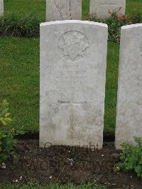 Etaples Military Cemetery - Burke, M