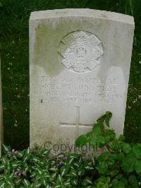 Etaples Military Cemetery - Burleigh, Robert