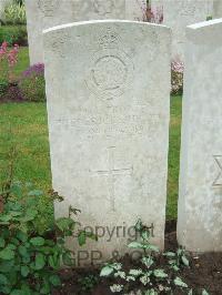 Etaples Military Cemetery - Burley, Frederick