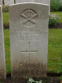 Etaples Military Cemetery - Burrows, Edward Horace