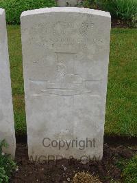 Etaples Military Cemetery - Burrows, J