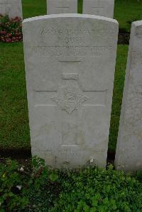 Etaples Military Cemetery - Busk, John