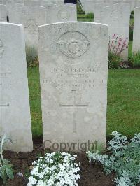 Etaples Military Cemetery - Cahill, Michael