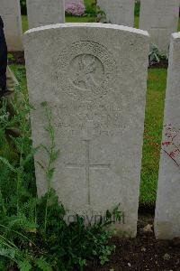 Etaples Military Cemetery - Cairens, Alexander Wilson