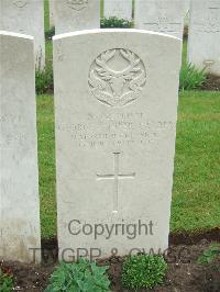 Etaples Military Cemetery - Calder, George Cooper