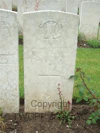 Etaples Military Cemetery - Cameron, James