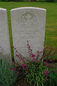 Etaples Military Cemetery - Campbell, A