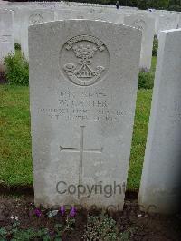 Etaples Military Cemetery - Carter, W