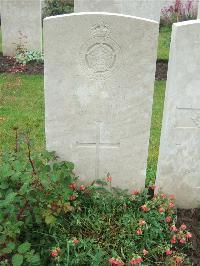 Etaples Military Cemetery - Carter, W E