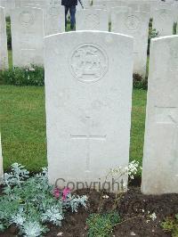 Etaples Military Cemetery - Case, Frederick William