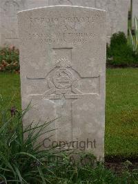 Etaples Military Cemetery - Case, James