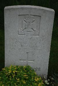 Etaples Military Cemetery - Casey, George