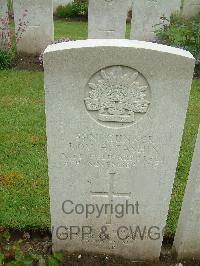 Etaples Military Cemetery - Cashin, Roy Henry