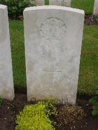 Etaples Military Cemetery - Cave, Ernest Cecil