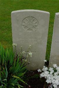 Etaples Military Cemetery - Chadbourne, Nathan