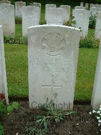 Etaples Military Cemetery - Chadwick, William John