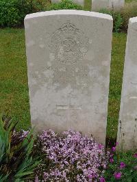 Etaples Military Cemetery - Champion, William John