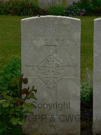 Etaples Military Cemetery - Chapman, Albert