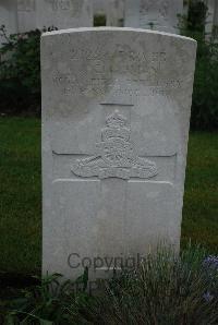 Etaples Military Cemetery - Chapman, J