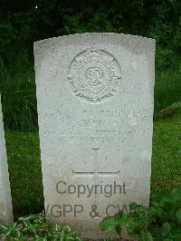 Etaples Military Cemetery - Chapman, M