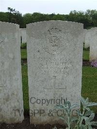 Etaples Military Cemetery - Chappell, William James