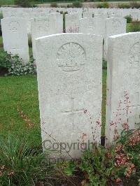 Etaples Military Cemetery - Chegwidden, Victor Leopold