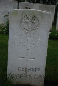 Etaples Military Cemetery - Chuck, C