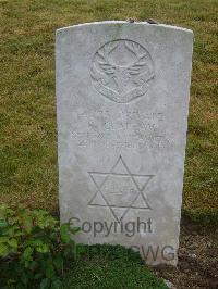 Etaples Military Cemetery - Clapham, Philip