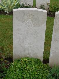 Etaples Military Cemetery - Clapham, William