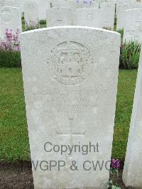 Etaples Military Cemetery - Clark, George