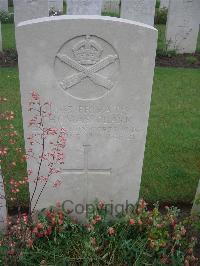 Etaples Military Cemetery - Clark, T C