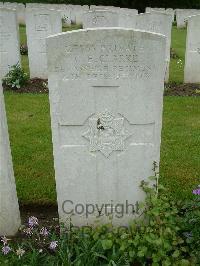 Etaples Military Cemetery - Clarke, Charles Edwin