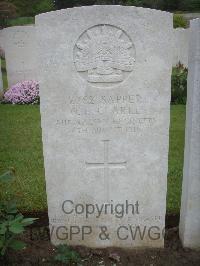 Etaples Military Cemetery - Clarke, Oscar Ernest