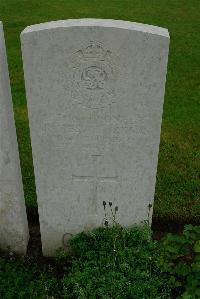 Etaples Military Cemetery - Clarkson, James