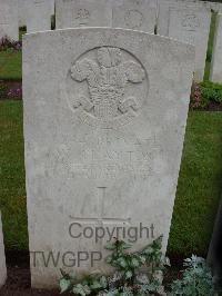 Etaples Military Cemetery - Clayton, W